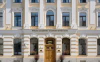 Academia Osobnyak Shuvaloff Boutique-Hotel Hotel berhampiran Taman Musim Panas