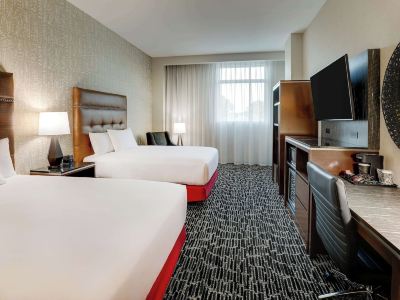 Drury Plaza Hotel Savannah Pooler