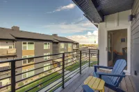 Modern Livingston Condo Near Yellowstone River! - parking