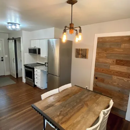 Charming Bungalow 3 in Spearfish SD, Black Hills Отели в г. Спирфиш