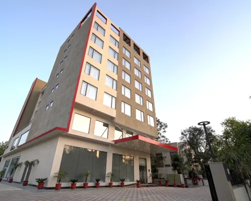 7 Apple Hotel Pratap Nagar, Jaipur Hotels near Tonk Road