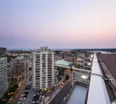 DoubleTree by Hilton Hotel & Suites Victoria - Ocean View