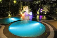Amaroossa Cosmo Jakarta - Romantische