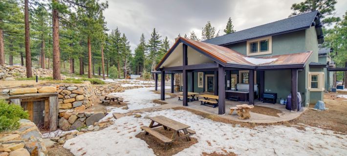 4 Mi to Ski Mt Rose Sleek Reno-Lake Tahoe Home Hotels in Washoe County