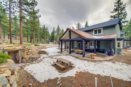 4 Mi to Ski Mt Rose Sleek Reno-Lake Tahoe Home - spa