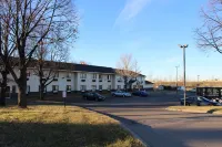 楓葉林科瑞託套房旅店 楓林住宿飯店
