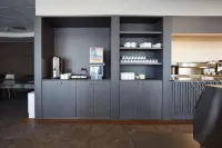 DC Hotel International - breakfast