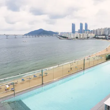 Hotel Aqua Palace