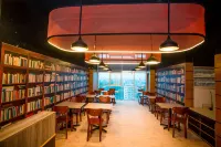 Royal Raj Hotel Hotels in Shah Makhdum Thana