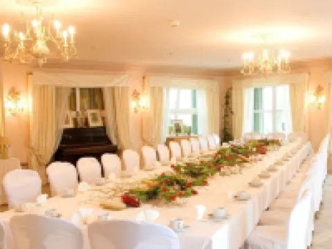 ドラタマー シュレッスル アンベルクのホテル