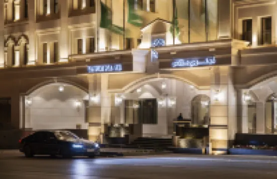Vittori Palace Hotel and Residences Hotels near Al Rawdah