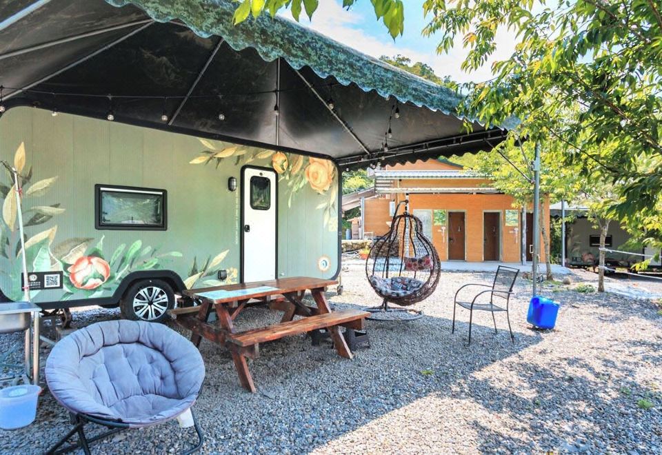 5. 지열 캠핑카..