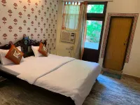 Vinayak Guest House