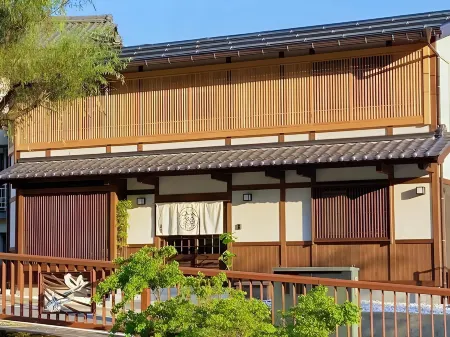 Toraya Inn