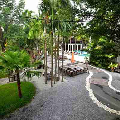 パラゴン イン Hotel Exterior