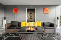 Serenity Spot- Charming 3-bedroom house 20 minutes from the Airport.