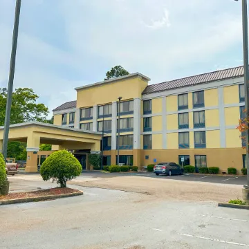 OYO Townhouse Jackson - Ridgeland