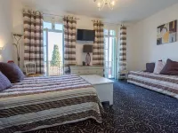 Hotel Restaurant Bellevue Hotels in Bormes-les-Mimosas