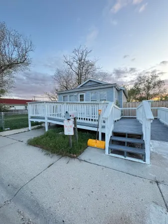 Old Soul by The River - Charming 2-bedroom house with AC, WiFi in amazing Casper