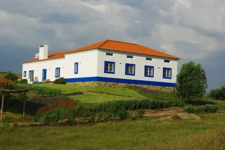 Large Country House in Herdade Alentejana, near the Vicentine Coast