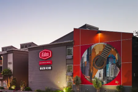 Aiden by Best Western @ Austin City Hotel