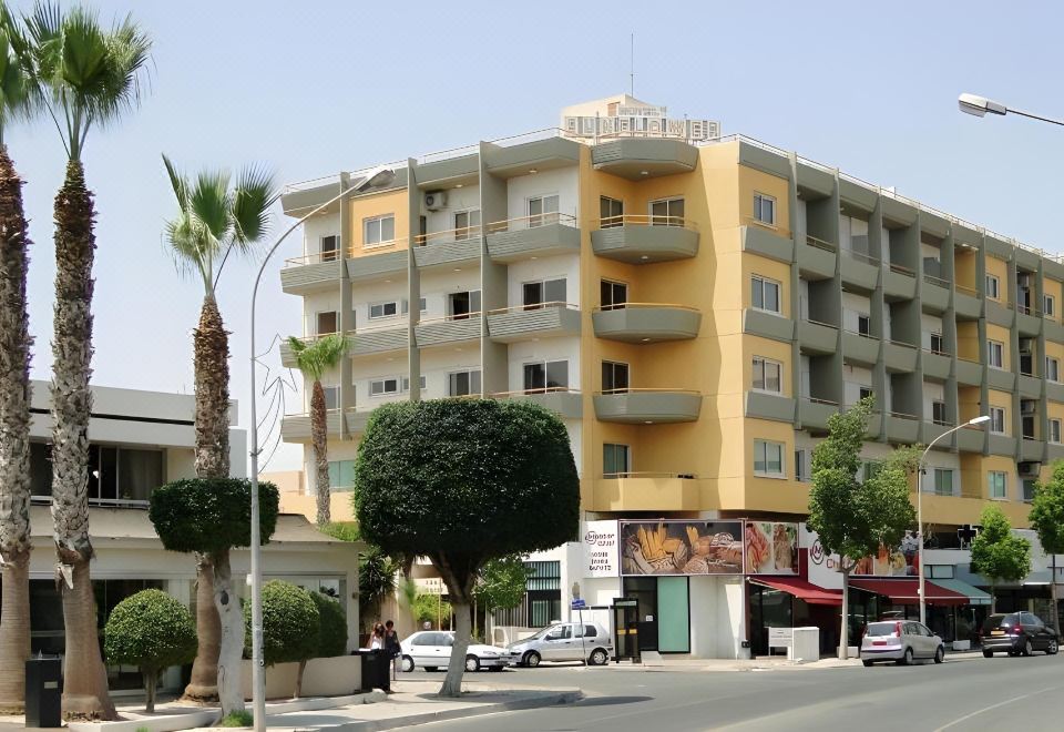 hotel overview picture