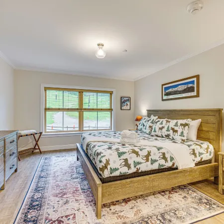 Ski-out Family Condo at Cranmore Mountain