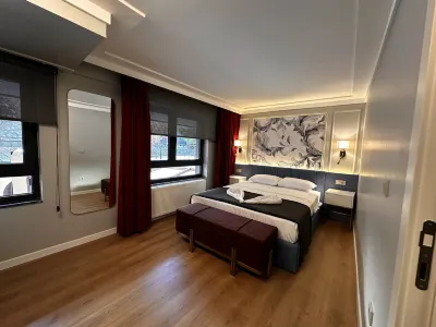 Otto Tunalı Houses