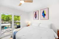 Little Bearcat Bungalow Stay on Ozark Waterfront - parcheggio