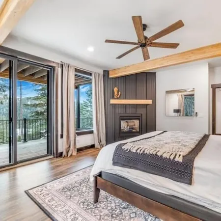 Ibex Lodge North: Luxury on Schweitzer
