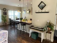 Brand New Home Close to Sequoia /w Tub & Games