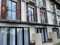 The Icon Hotel Hotels in Cigugur