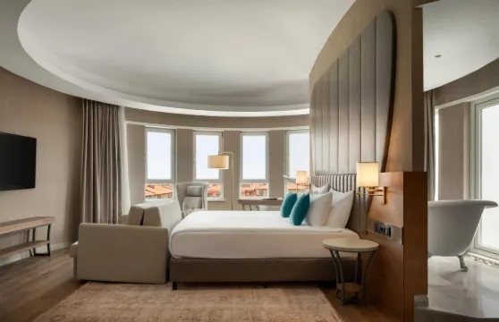 科尼亞卡拉泰溫德姆華美達安可酒店