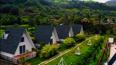 Gr8 Hill Pool Villas Hotels near Manikdoh Leopard Rescue Centre