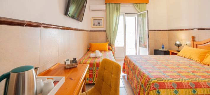 Hotel Montana by Bossh! Hotels Hotels in Roses