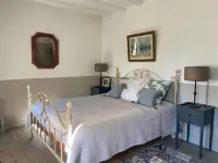 Large Air-conditioned Villa in Arles - Hot Tub