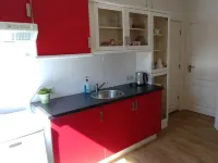 Spacious and homely apartment, private garden, fully equipped, close to nature Hotels in Enter