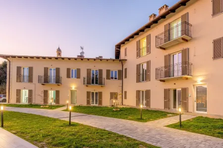 Katia House - Mimosa Apartment Отели в г. Кастельнуово-Кальчеа