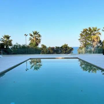 Helios Hotel