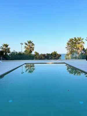 Helios Hotel