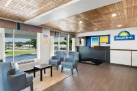 Days Inn by Wyndham Seneca / Clemson Area