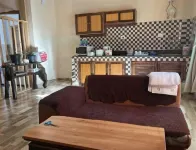 Service apartment is located 15 min drive from paro International air port. Hotel a 