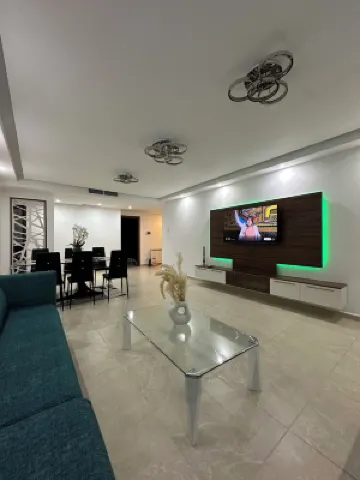 T4 - Breathtaking view of the sea and Santa Cruz - 2-minute walk from the Akid