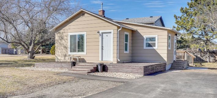 Pet-Friendly Watertown Home ~ 1 Mi to Downtown! Hotels in Codington County