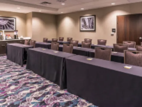 Hampton Inn & Suites Detroit/Wixom Hotels in Wixom