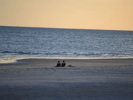 5 O'Clock Somewhere Beach House