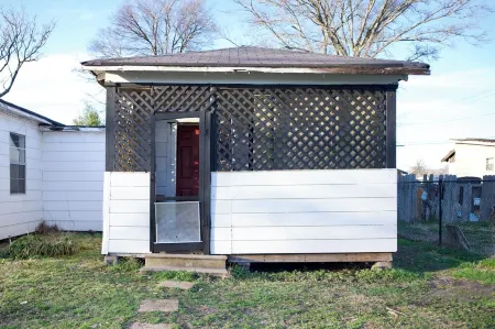 Charming 1-bedroom house in fabulous Clarksdale with WiFi