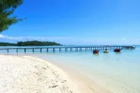 Maison SUR Belle Plage Plage Blanche Bungalow
