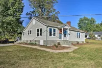 Porch, Fire Pit and Grill Blue Ridge Mtn Cottage! - Wifi