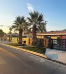 Charming 1-bedroom cottage with WiFi and AC in Palm Desert